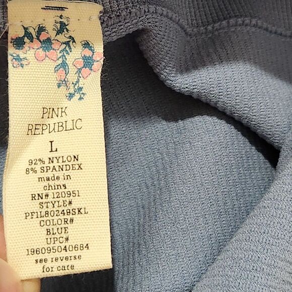 Pink Republic Leggins Size Large Blue Color New - Picture 4 of 9
